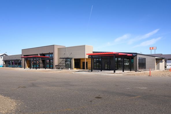 High Traffic Retail Center. No base rent until 2021!: 7715 Shedhorn Dr, Bozeman, MT 59718
